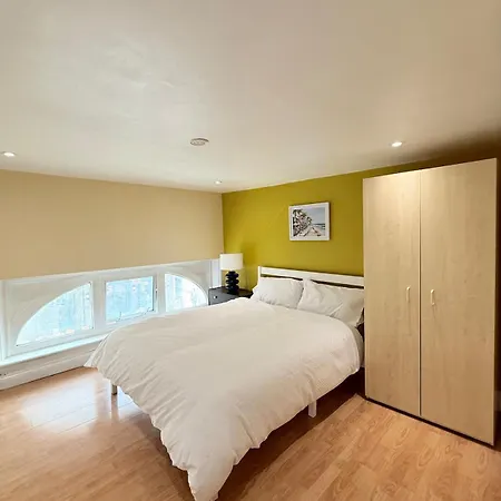 West Hampstead Hub! Apartment